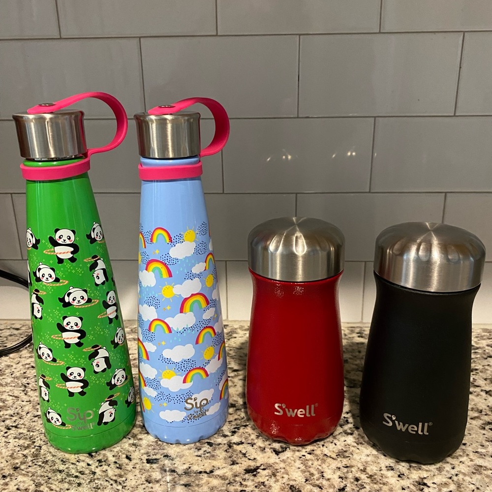 Swell Bottles Lot Of 4